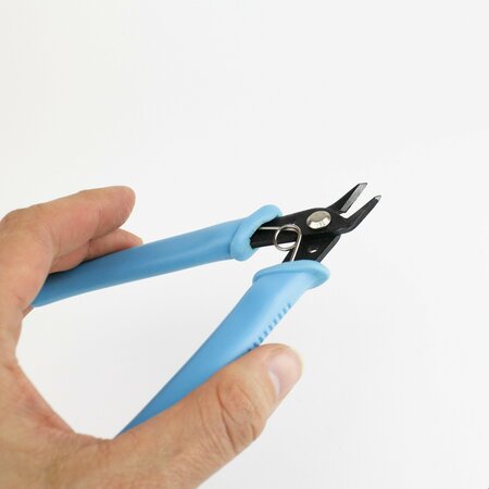 Excel Blades Sprue Cutter Flush Cut Pliers in Blue 55594IND